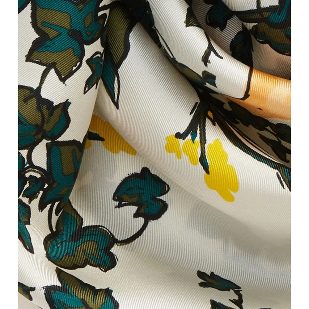 TORY BURCH DAISY VINE MEDALLION CHARM SILK SQUARE SCARF - Picture 3 of 9
